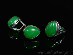 Кольцо Серьги с кварцем (имитация хризопраза) размер 19