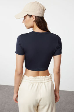 Trendyolmilla Siyah Crop Hafif Destekli Yumusak Dokulu Bisiklet Yaka Orme Spor Ust/Bluz TWOAW21BZ0158  фото 5