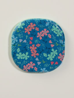 Зеркало карманное «Узор», с подставкой, 8×8 см, синее