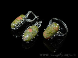 Кольцо Серьги с унакитом размер 20