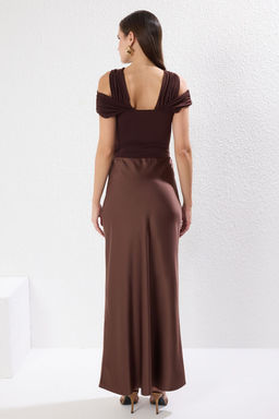 TRENDYOLMILLA Bronz Saten Dokuma Uzun S?k Etek TPRSS25ET00005 фото 5