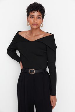 Siyah Carmen Yaka Triko Kazak TWOAW22KZ0993