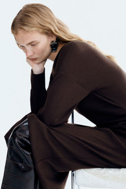 Vestido de un hombro en punto - H&m фото 5