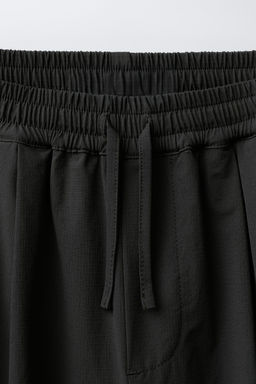 PANTAL?N CARGO NYLON / Negro - Zara фото 3
