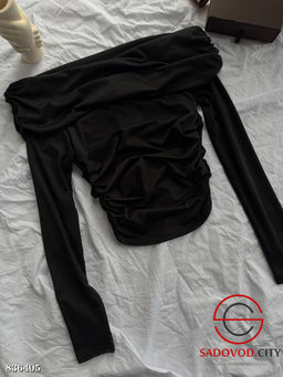 Кофта женская с открытыми плечами - Bruno фото 4