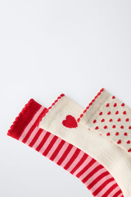 PACK TRES CALCETINES MEDIOS CORAZONES Y RAYAS / Rojo - Zara фото 3