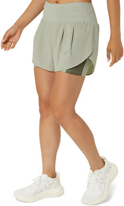 Шорты женские