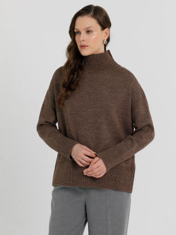 Свитер вязаный оверсайз