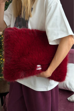 Клатч меховой Red