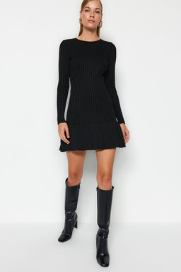 Siyah Mini Pileli Triko Elbise TWOAW24EL00013