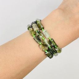 Бусины для украшений из Мусковита (зеленый лепидолит) 40 см