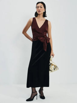 Юбка миди из бархата / Zarina