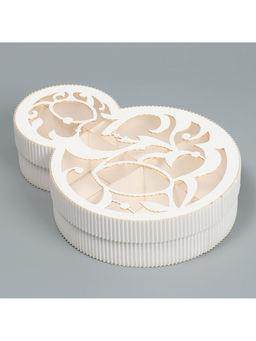 Коробка подарочная, кондитерская упаковка «8 марта» белая, 22×16×5 см