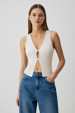 Ekru Premium Iplik / Ozel Iplik V Yaka Buzgu Detayl? Bluz TWOSS25BZ00185