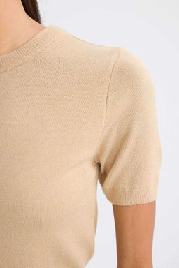 Приталенный свитер с круглым вырезом и короткими рукавами - Defacto фото 5