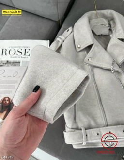 Куртка женская весенняя