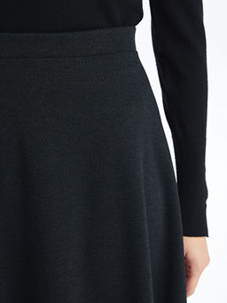 Beli Lastikli Kad?n Etek