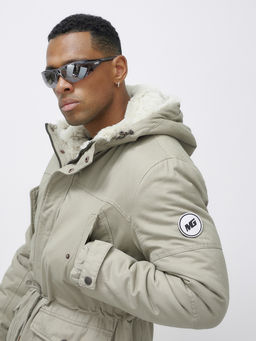 Парка мужская зимняя удлиненная с мехом бежевого цвета 2606B - Mtforce фото 10