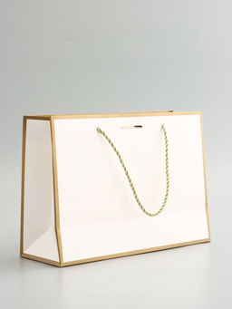 Пакет подарочный, белый, с бантом, 28 х 20 х 10 см