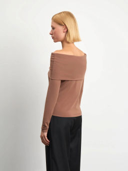 Элегантный топ с открытыми плечами - Emka фото 5