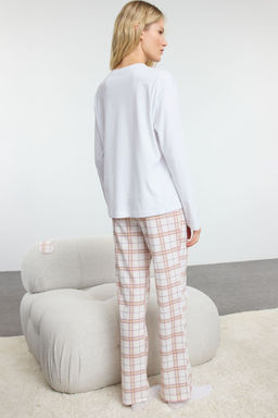 Beyaz-Cok Renkli Pamuklu Ekoseli Cep Detayl? Orme Pijama Tak?m? THMAW25PT00147