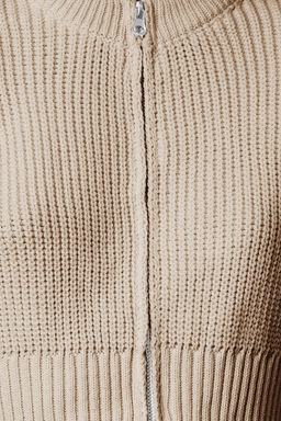 TRENDYOLMILLA Pembe Crop Vatka Detayl? Triko H?rka TWOAW25HI00020 фото 11