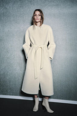 LIMITED EDITION LEATHER HEELED ANKLE BOOTS