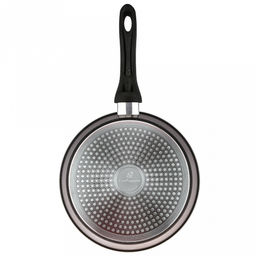 Сковорода с тефлоновым покрытием д24см "СмоРодина", h5,3см, s0,36-0,4см, ручка из термостойкого пластика (Россия) Подходит для всех видов плит, включая индукционную.