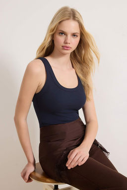 Lacivert Havuz Yaka Regular Boy Fitilli Esnek Vucuda Oturan Orme Atlet TWOSS24AL00060