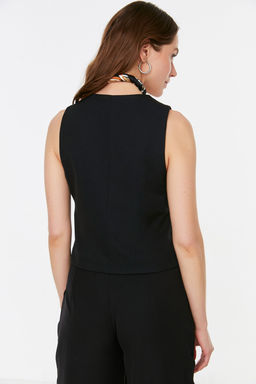 Siyah Fitted Dugmeli Crop Dokuma Yelek TWOSS21YE0009