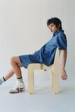 CAMISA DENIM CON ALGOD?N Y LINO / Azul