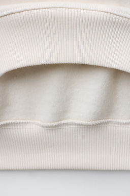 CHERRY PRINT SWEATSHIRT - Zara фото 4