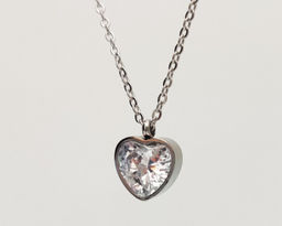 Кулон из стали на цепочке