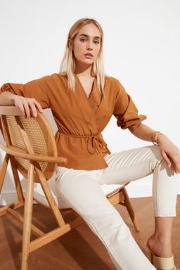 Camel Kruvaze Dokuma Baglama Detayl? Bluz TWOSS21BZ0287