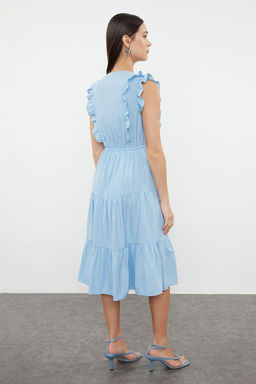 TRENDYOLMILLA Siyah Duz Midi Skater Form F?rf?r Detayl? Dokuma Elbise TWOSS24EL01073 фото 5