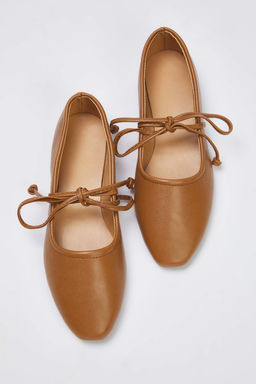 Teen Karamel Baglama Detayl? Mary Jane Kad?n Yuvarlak Burun Babet TAKAW26BE00002