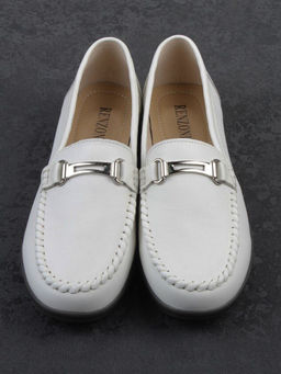 06-DYL121-2 MILK Туфли женские (натуральная кожа)