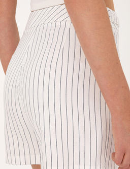 Ekru Regular Fit Bermuda _ort