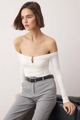 Siyah Fitted/Vucuda Oturan Aksesuar Detayl? Esnek Orme Bluz TWOAW26BZ00356 - Trendyolmilla фото 7