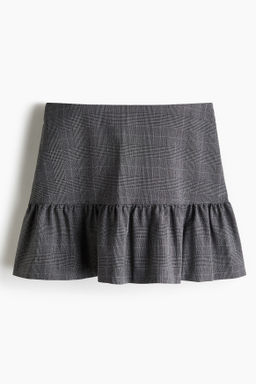 Minifalda con vuelo
