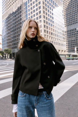 SHORT COAT WITH HIGH COLLAR - Zara фото 12