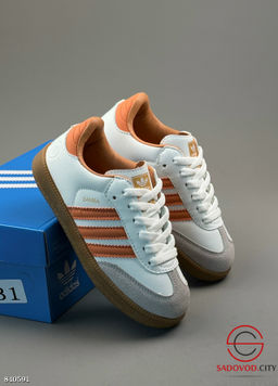 Кроссовки детские весенние