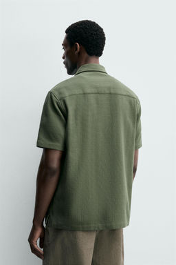 CAMISA REGULAR FIT ESTRUCTURA / Verde - Zara фото 3