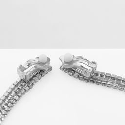 Клипсы Лёд тройная сплошная, цвет белый в серебре