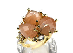 Кольцо с солнечным камнем "Геометрия" из ювелирного сплава