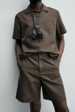 BERMUDA REGULAR FIT C??AMO - ALGOD?N / Marr?n