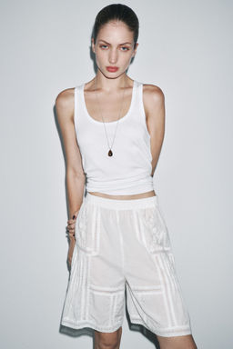 LIMITED EDITION EMBROIDERED LACE BERMUDA SHORTS - Zara фото 2