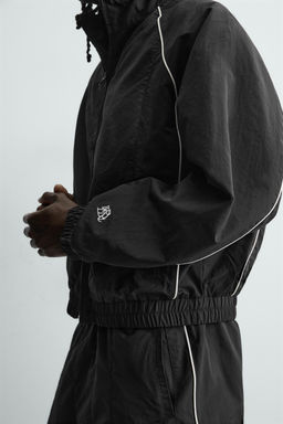 CHAQUETA T?CNICA CONTRASTES / Negro - Zara фото 6