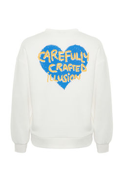 Ekru Kal?n Ici Polarl? Gogus ve S?rt Kabartma Bask?l? Oversize Orme Sweatshirt TWOAW24SW00226