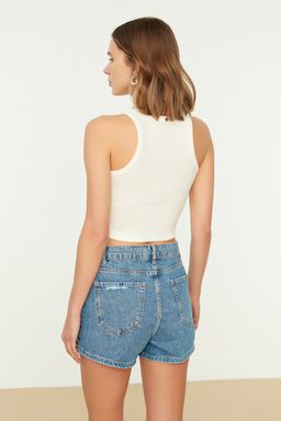 Beyaz Fitted/Vucuda Oturan Crop Halter Yaka Fitilli Esnek Orme Atlet TWOSS21AL0050